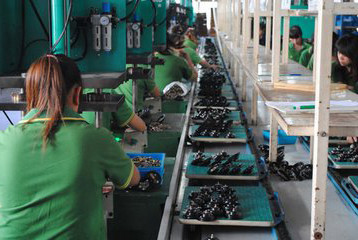 超聲波便攜式明渠流量計:內(nèi)置打印機超聲波探頭